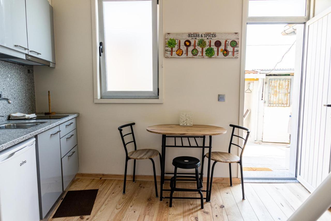 House On A Rustic Island At Campanha Trainstation Apartment Porto Luaran gambar