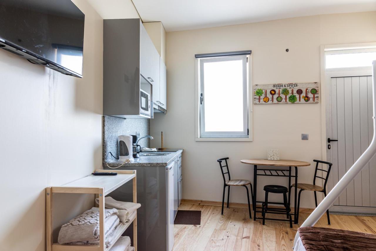 House On A Rustic Island At Campanha Trainstation Apartment Porto Luaran gambar